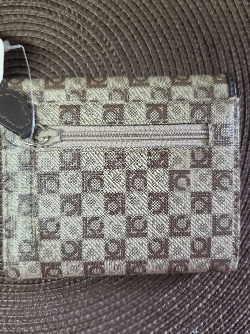Liz Claiborne stylish compact